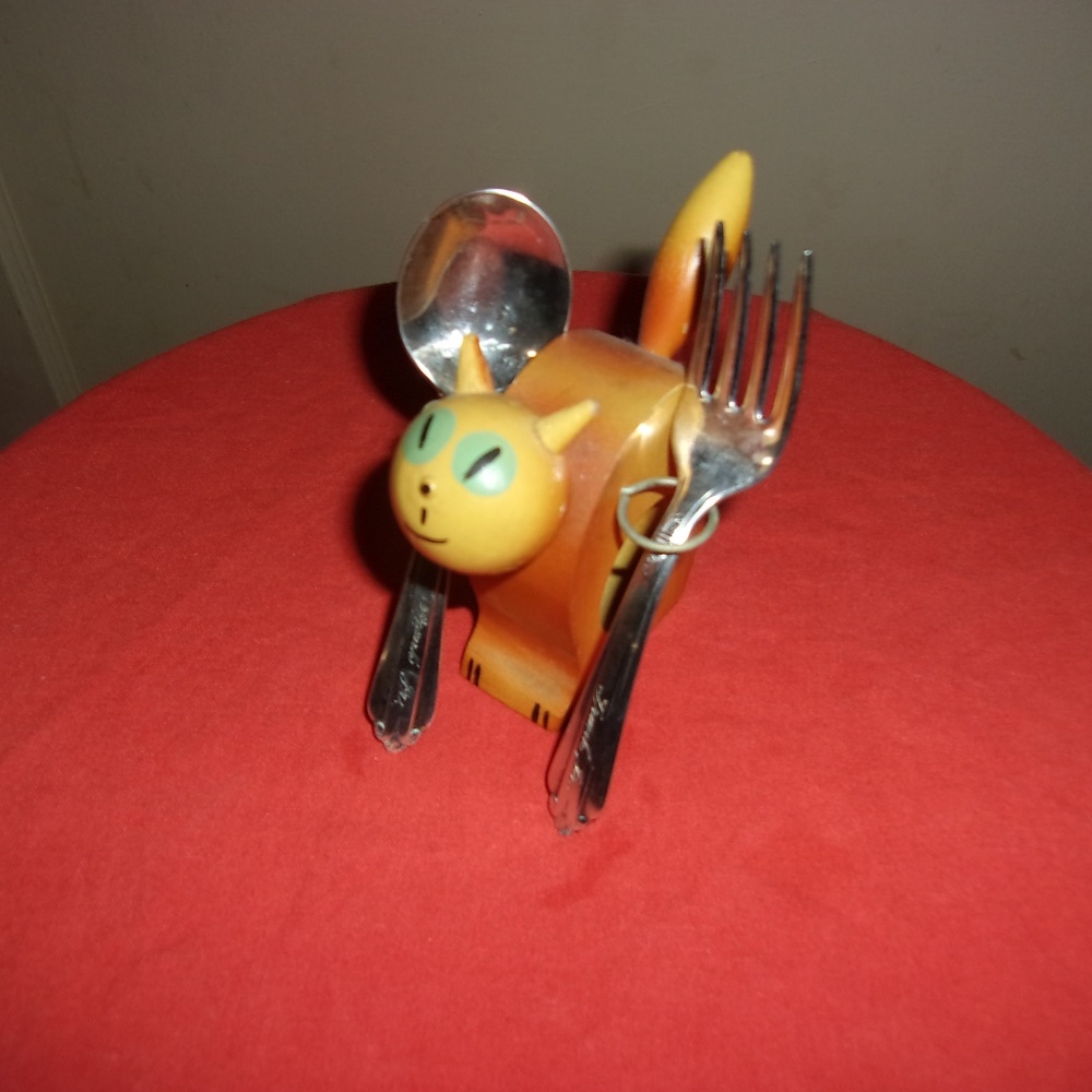 Vintage Cat Wood Baby Fork/Spoon Holder Stratford Plate Frank Jr.